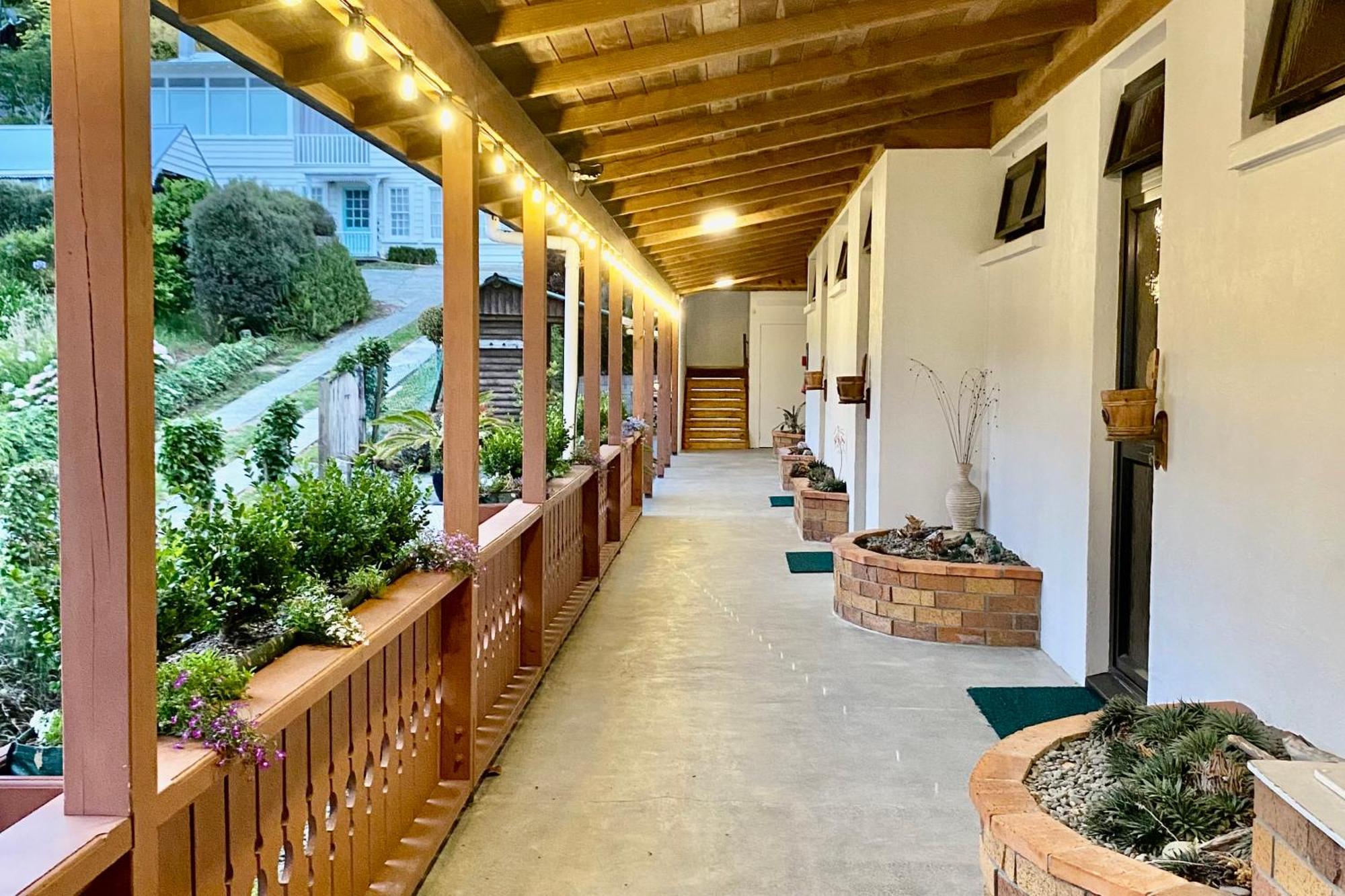 The Swiss Chalet Holiday Apartment 4, Bay Of Islands 派西亚 外观 照片